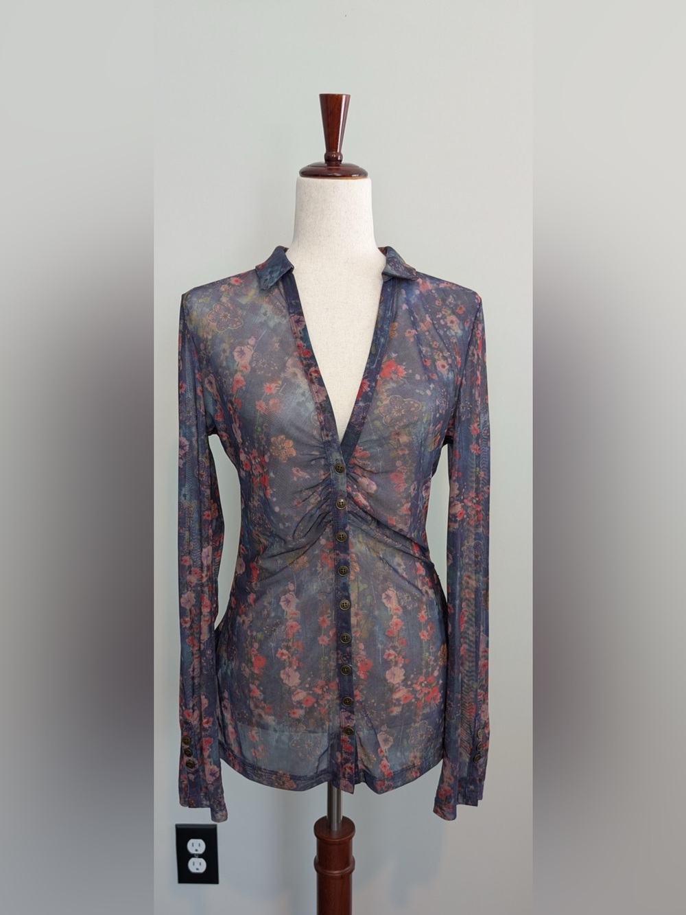 Natural Life Women’s Floral Ruched Sheer Button V-Neck Boho Navy Multi Sz Large